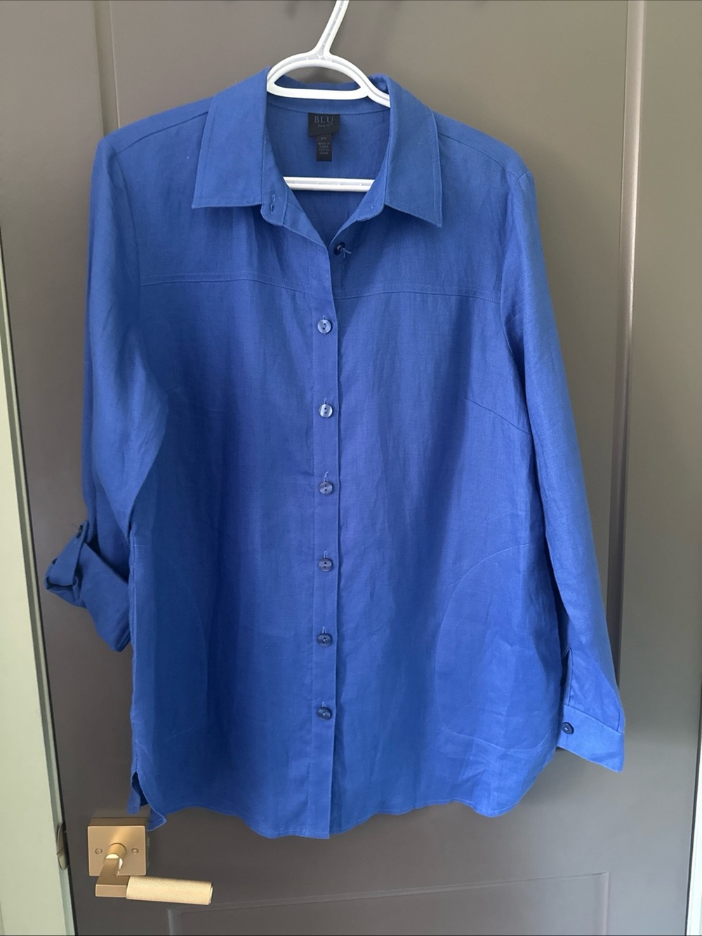 Women’s 100% linen indigo blue button down casual shirt / size medium